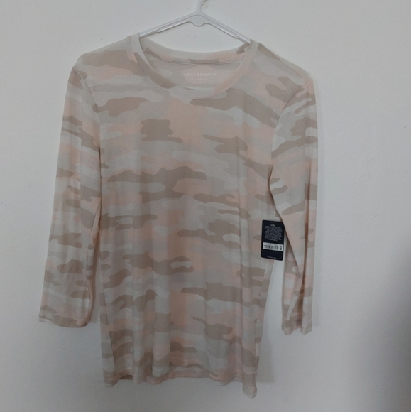 Lucky Brand Pink Camo Lightweight Tee Size S NWT - Picture 6 of 9
